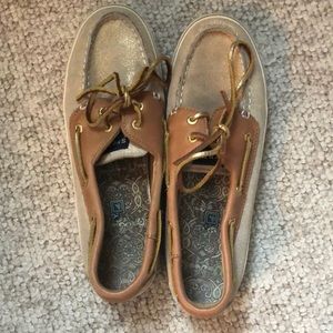 Sperry boat shoes